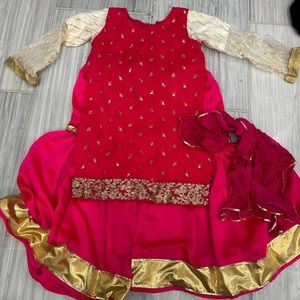 Kids age 4-6 year old Indian Pakistani 3 piece dress